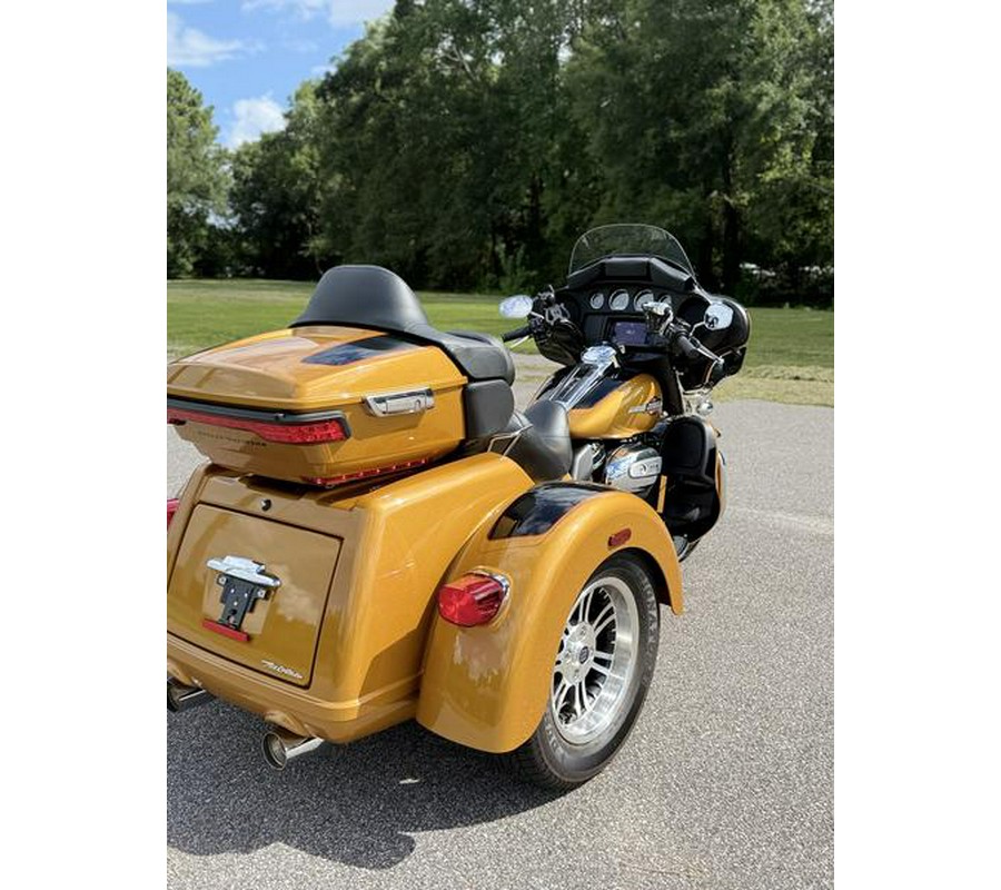 2023 Harley-Davidson® FLHTCUTG - Tri Glide® Ultra