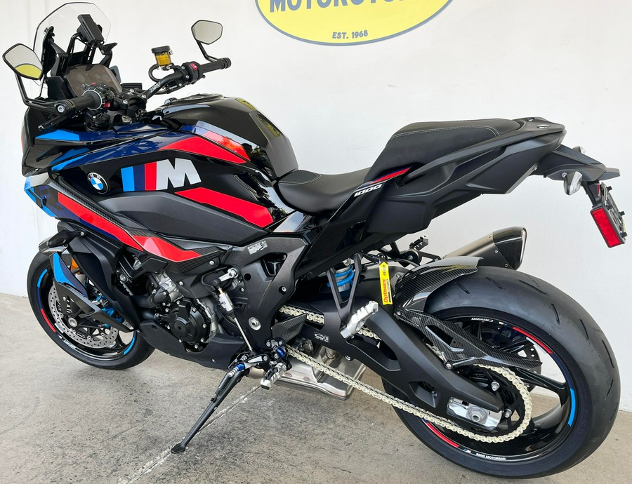 2026 BMW M1000XR