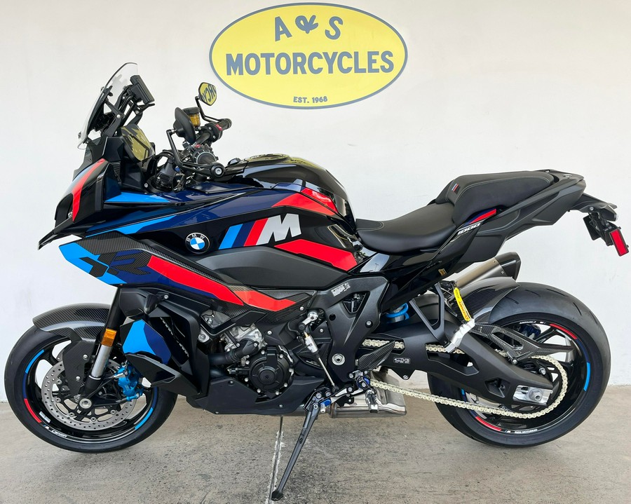 2026 BMW M1000XR
