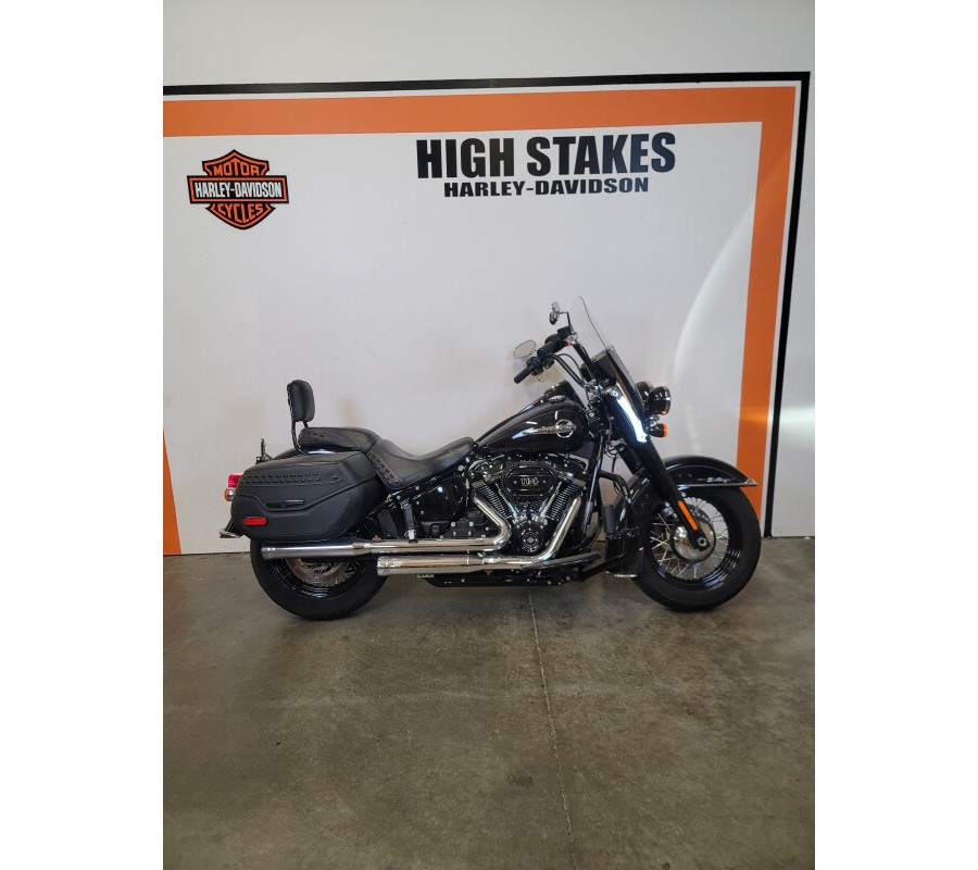 2020 Harley-Davidson Heritage Classic 114 Vivid Black FLHCS