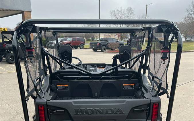 2024 Honda Pioneer 1000-5 Deluxe