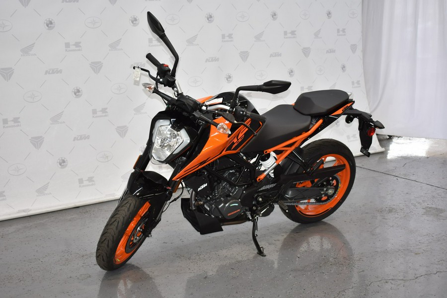 2023 KTM DUKE 200