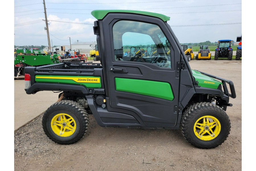 2022 John Deere Gator XUV835R