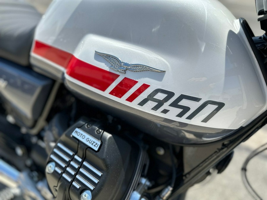 2025 Moto Guzzi V7 Special