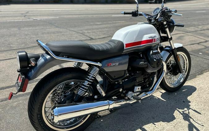 2025 Moto Guzzi V7 Special