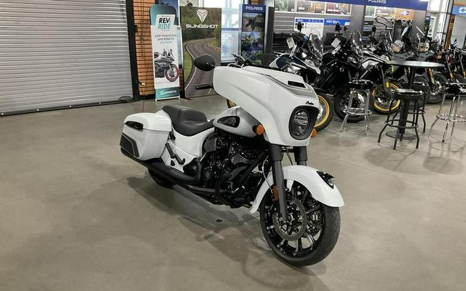 2024 Indian Motorcycle® Chieftain® Dark Horse® Ghost White Metallic Smoke