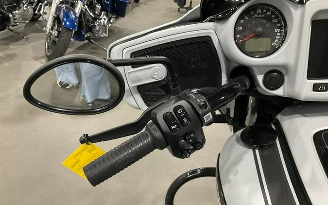 2024 Indian Motorcycle® Chieftain® Dark Horse® Ghost White Metallic Smoke