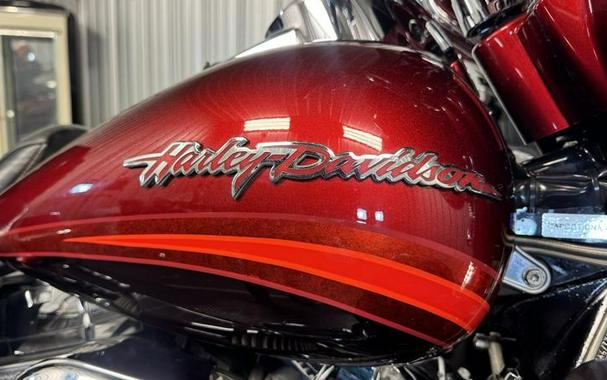 2009 Harley-Davidson® FLHTCUSE - CVO™ Ultra Classic® Electra Glide