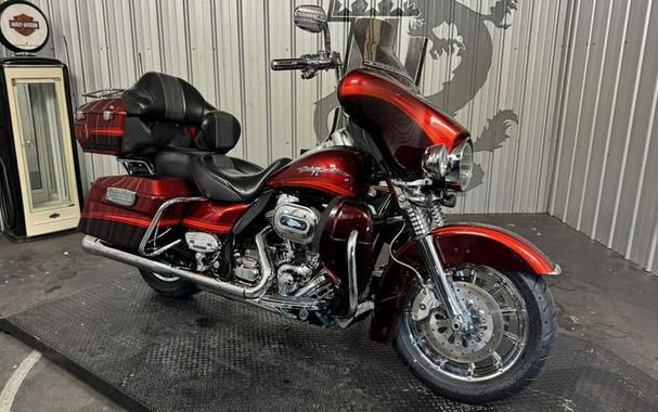 2009 Harley-Davidson® FLHTCUSE - CVO™ Ultra Classic® Electra Glide
