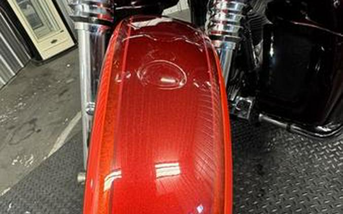 2009 Harley-Davidson® FLHTCUSE - CVO™ Ultra Classic® Electra Glide