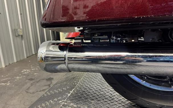 2009 Harley-Davidson® FLHTCUSE - CVO™ Ultra Classic® Electra Glide