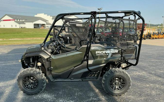 2025 Honda® SXS1000M5