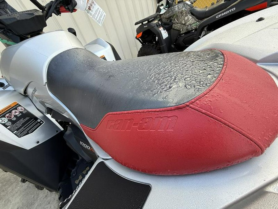 2026 Can-Am® Renegade X mr 1000 R Hyper Silver & Legion Red