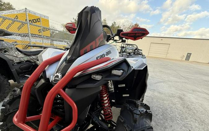 2026 Can-Am® Renegade X mr 1000 R Hyper Silver & Legion Red