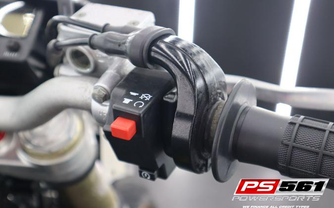 2018 Suzuki Motor of America Inc. DR-Z400SM