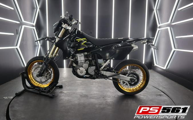 2018 Suzuki Motor of America Inc. DR-Z400SM