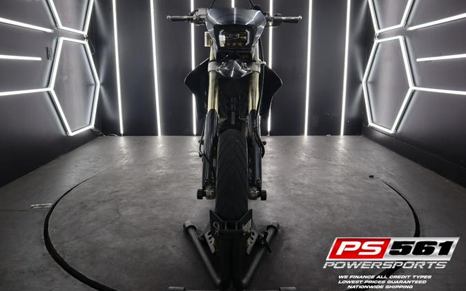 2018 Suzuki Motor of America Inc. DR-Z400SM