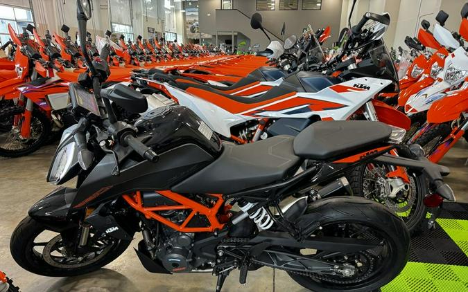 2023 KTM 390 Duke