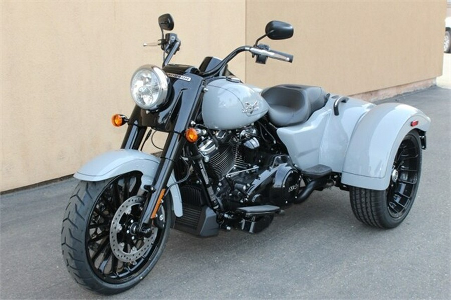 Harley-Davidson Freewheeler 2024 FLRT 84377418 BILLIARD GRAY W/ PINSTRIPE
