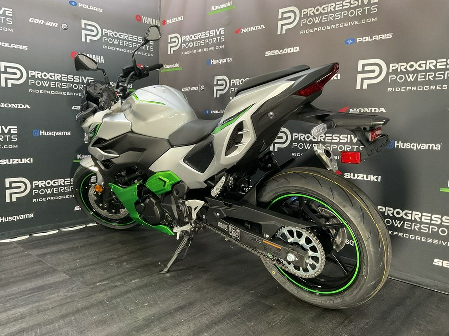 2024 Kawasaki Z7 Hybrid ABS