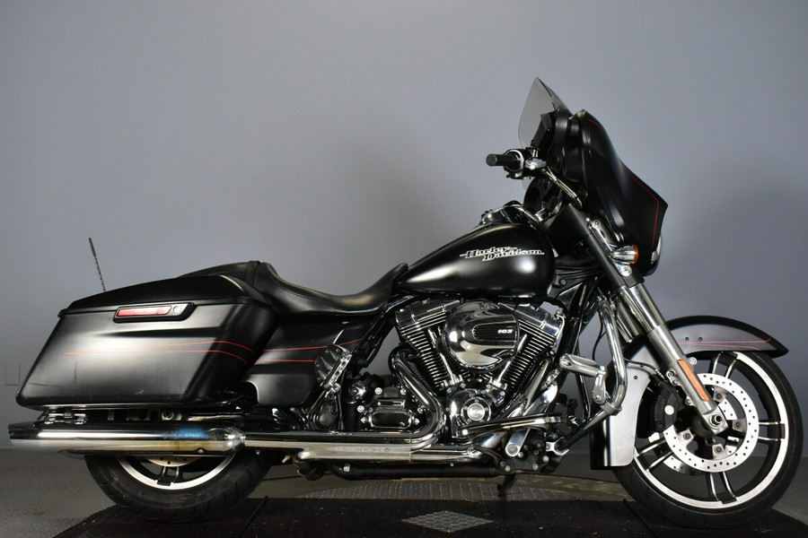 2015 Harley-Davidson Street Glide Special