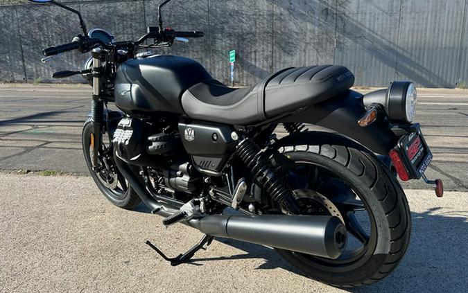 2024 Moto Guzzi V7 Stone