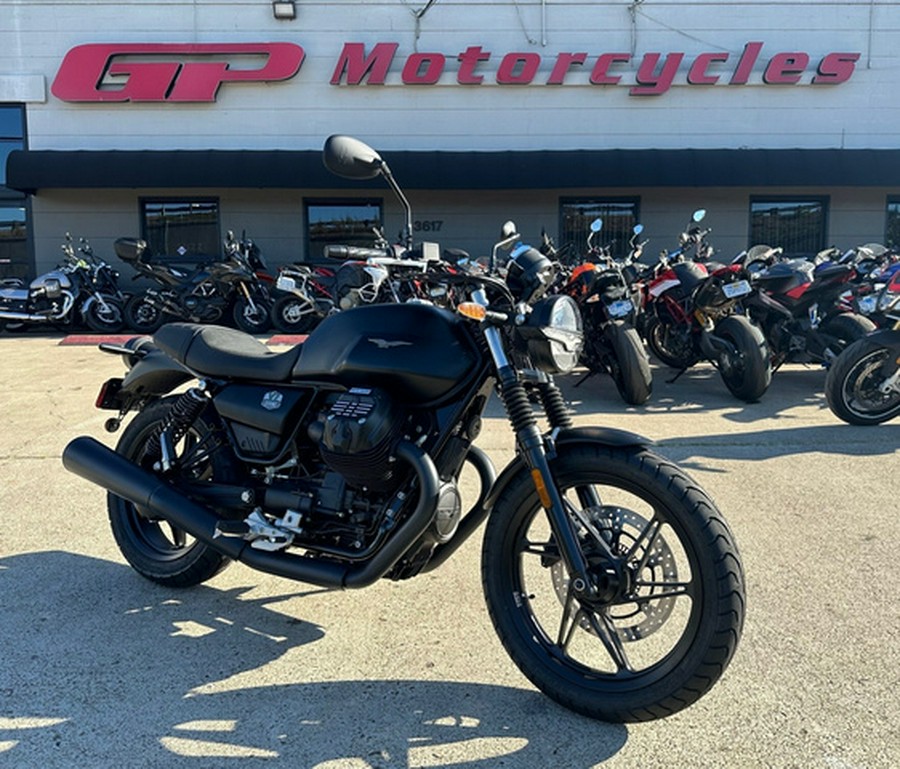 2024 Moto Guzzi V7 Stone
