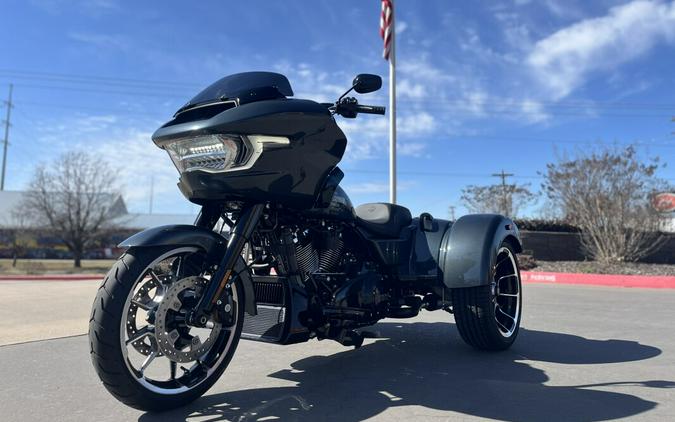 2026 Harley-Davidson® FLTRT Road Glide 3 Iron Horse Metallic