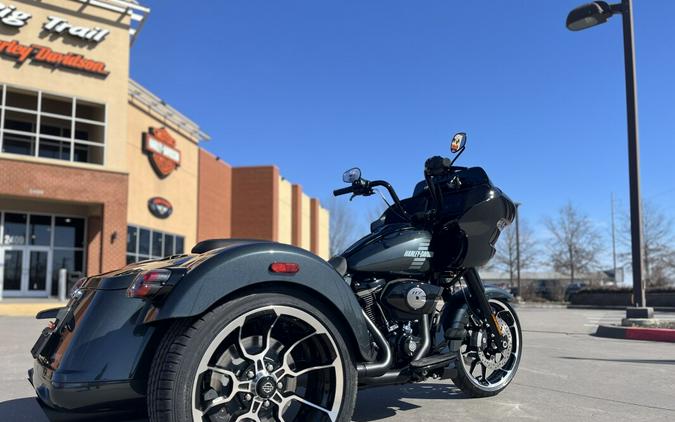 2026 Harley-Davidson® FLTRT Road Glide 3 Iron Horse Metallic