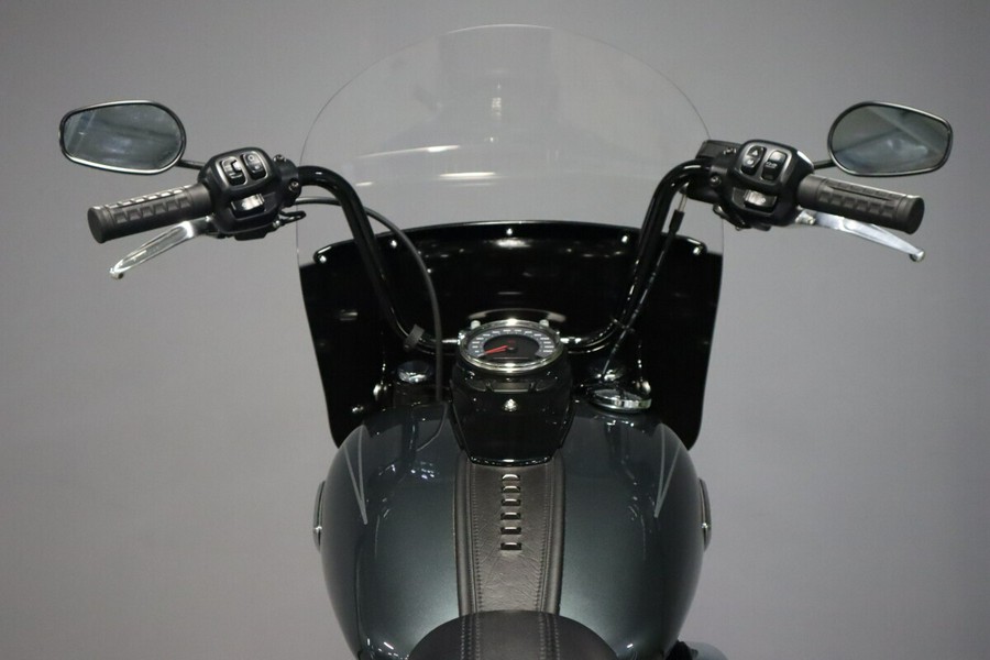 2025 Harley-Davidson Heritage Classic FLHC