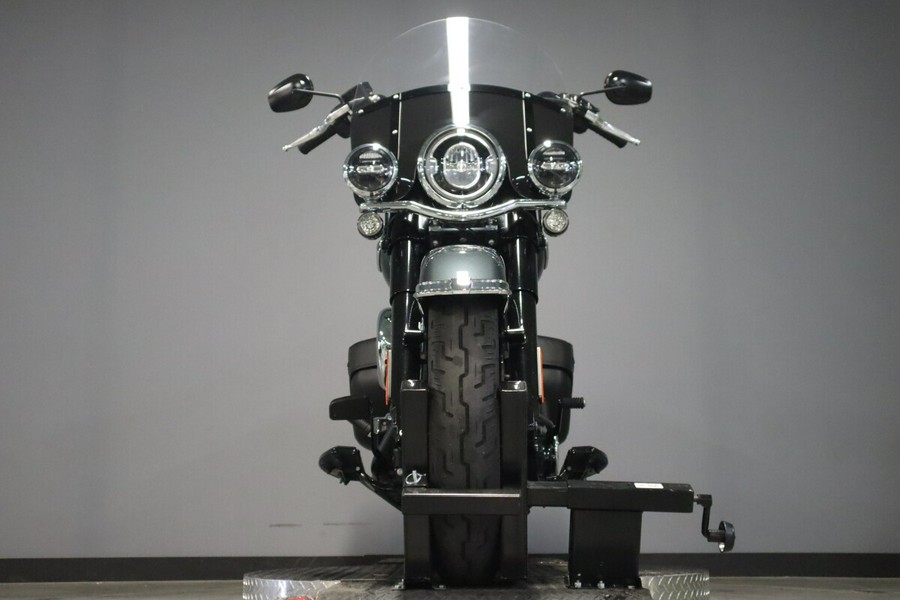 2025 Harley-Davidson Heritage Classic FLHC