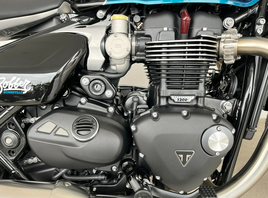 2026 Triumph BONNEVILLE BOBBER