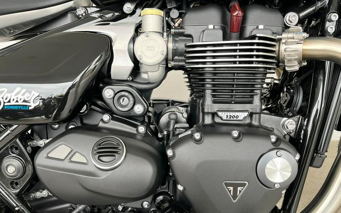 2026 Triumph BONNEVILLE BOBBER