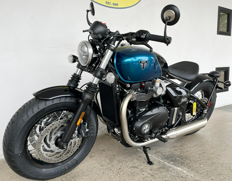 2026 Triumph BONNEVILLE BOBBER