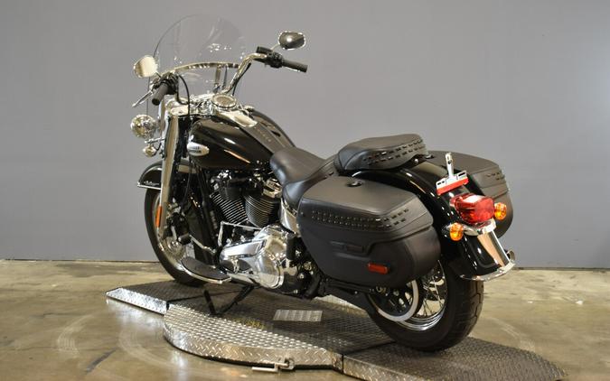 2024 Harley-Davidson Heritage Classic FLHCS