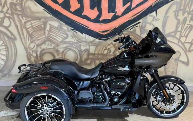 FLTRT 2024 Road Glide 3