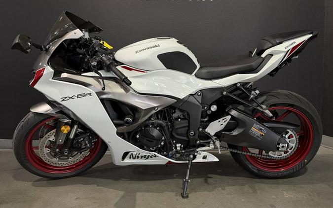 2025 Kawasaki Ninja ZX-6R