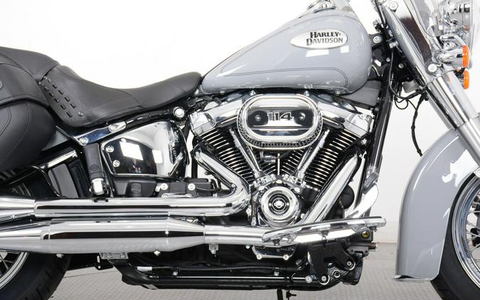 2024 Harley-Davidson FLHCS Heritage Classic