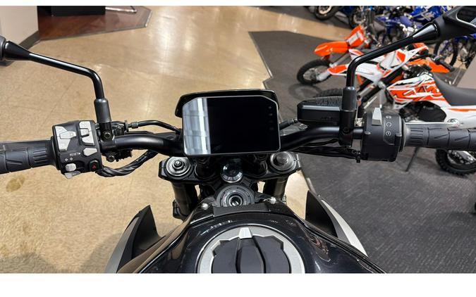 2025 Z900 ABS - Kawasaki