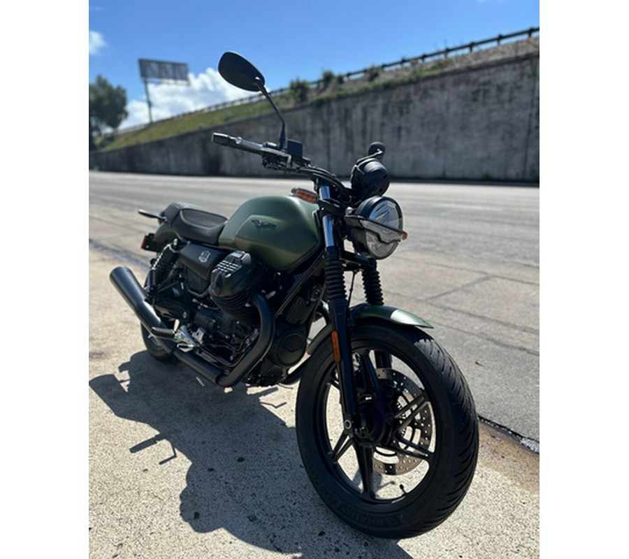 2024 Moto Guzzi V7 Stone