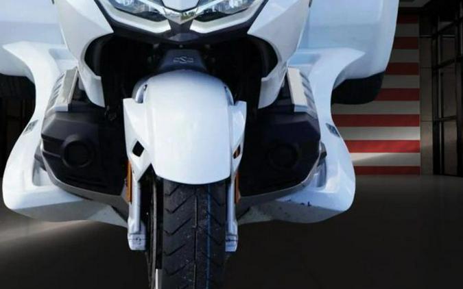 2018 Honda® GL1800D Goldwing Tour DCT (TRIKE)