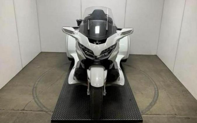 2018 Honda® GL1800D Goldwing Tour DCT (TRIKE)