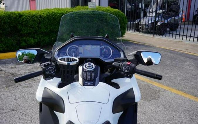 2018 Honda® GL1800D Goldwing Tour DCT (TRIKE)