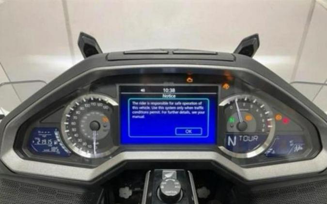 2018 Honda® GL1800D Goldwing Tour DCT (TRIKE)