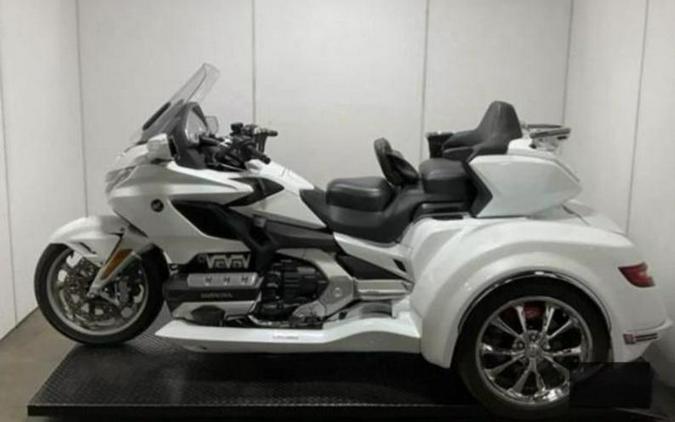 2018 Honda® GL1800D Goldwing Tour DCT (TRIKE)