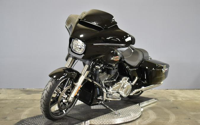 2025 Harley-Davidson Street Glide FLHX