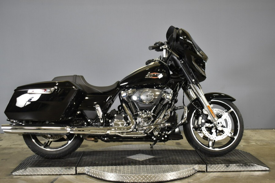 2025 Harley-Davidson Street Glide FLHX