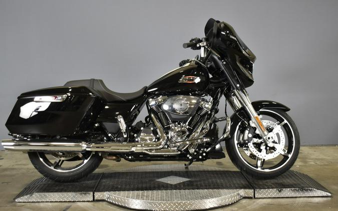 2025 Harley-Davidson Street Glide FLHX