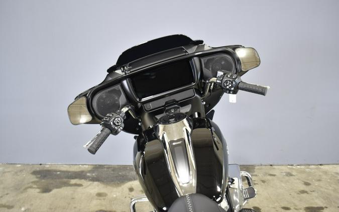 2025 Harley-Davidson Street Glide FLHX