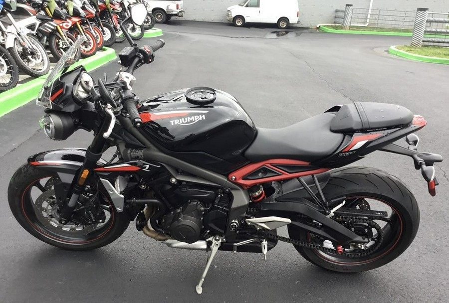 2021 Triumph Street Triple R Sapphire Black